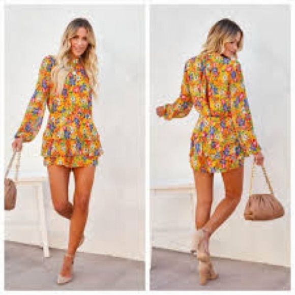 Endless Rose Vivi Yellow  Floral Print Long Sleeve Open Back Romper Size XS - Picture 3 of 12